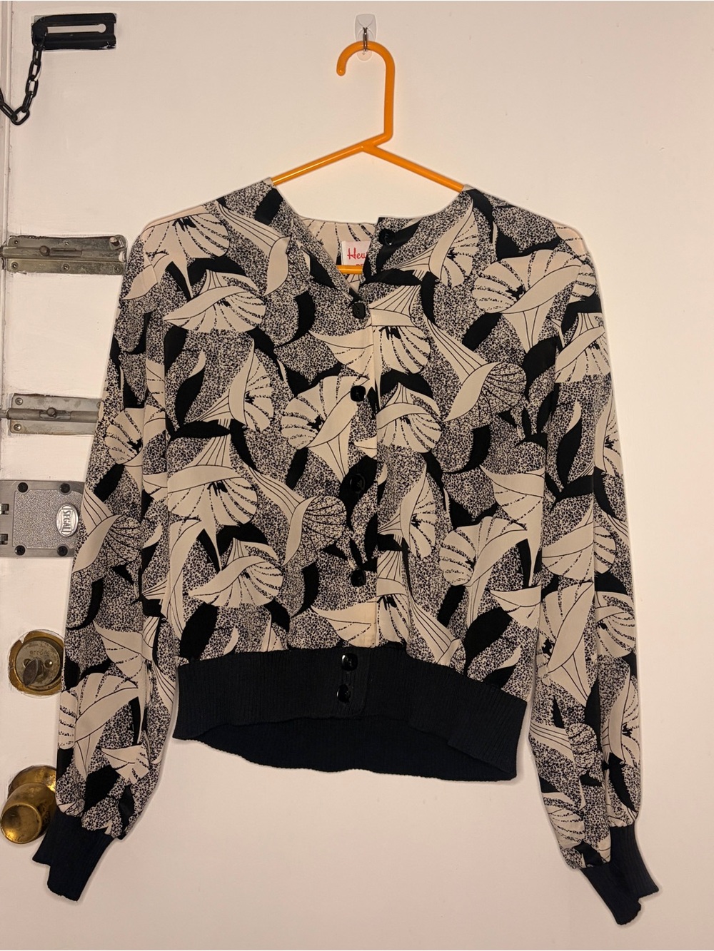 Vintage Black and White flower Print Button Cardigan